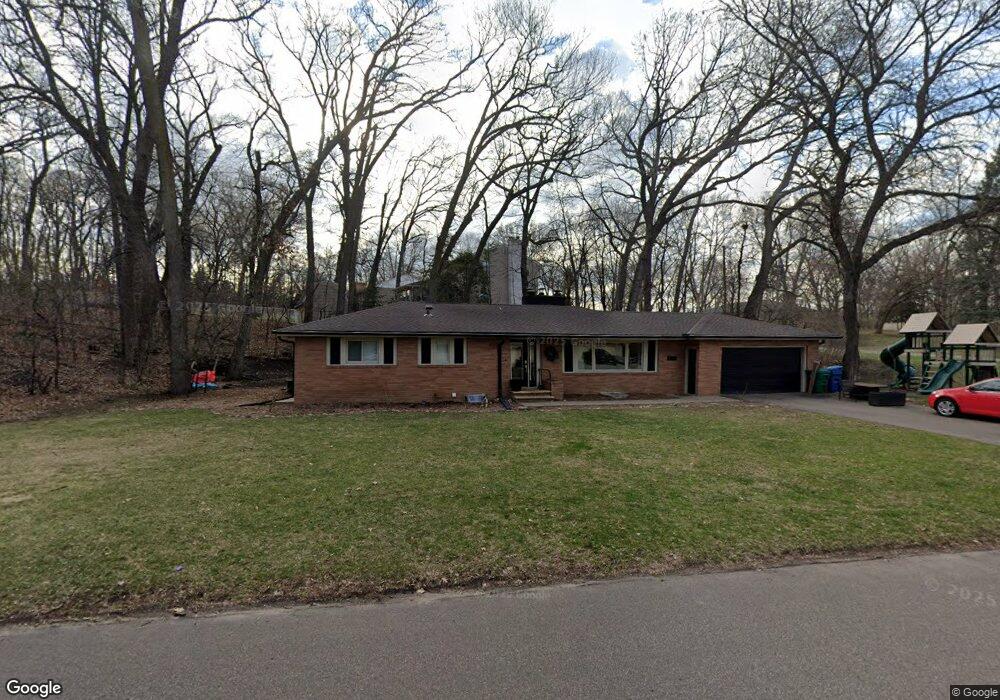 5395 Shady Hills Cir, Excelsior, MN 55331 - photo 1