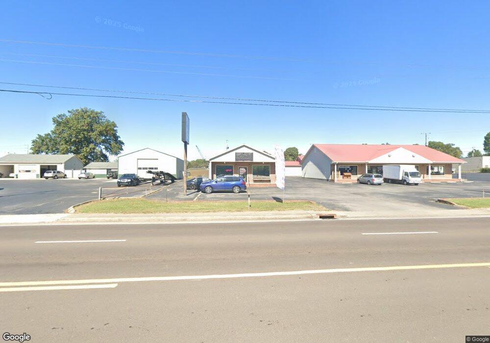 1299 Madison St, Shelbyville, TN 37160 - photo 1