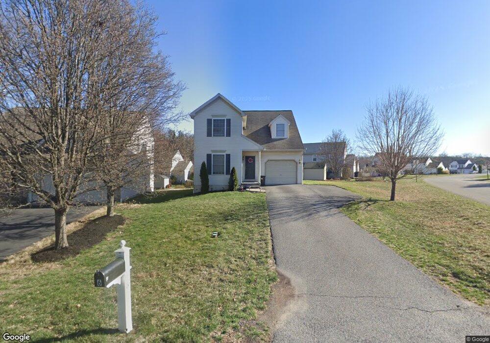 6 Buckskin Dr, Reading, PA 19607 - photo 1