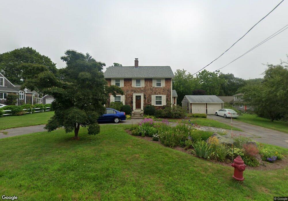 11 N Pleasant St, South Dartmouth, MA 02748 - photo 1