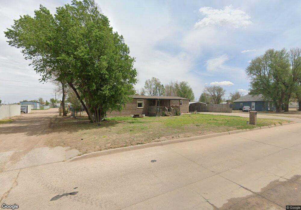 430 S Adams St, Hugoton, KS 67951 - photo 1