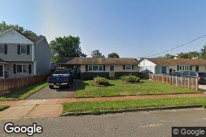 302 Poplar St, Lakehurst, NJ 08733