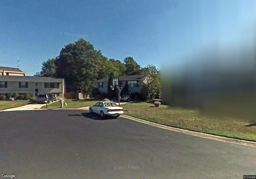 132 Fox Dr, Newark, DE 19713 - photo 1