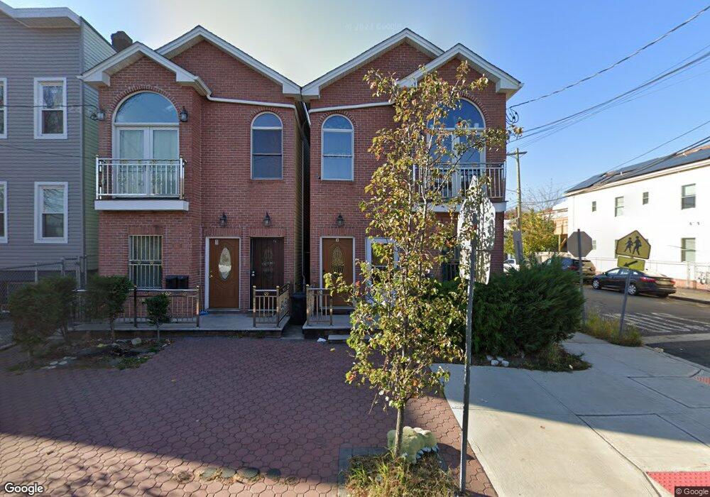 115 Dwight St unit 2nd Floor, Jersey City, NJ 07305 - photo 1