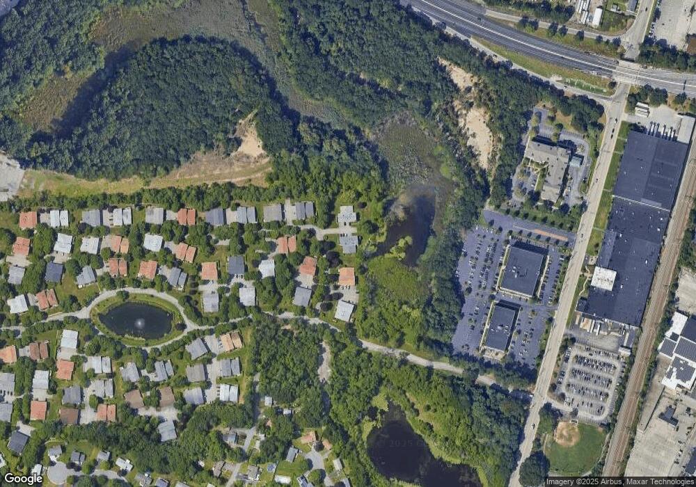 371 Chatham Cir, Warwick, RI 02886 - photo 1