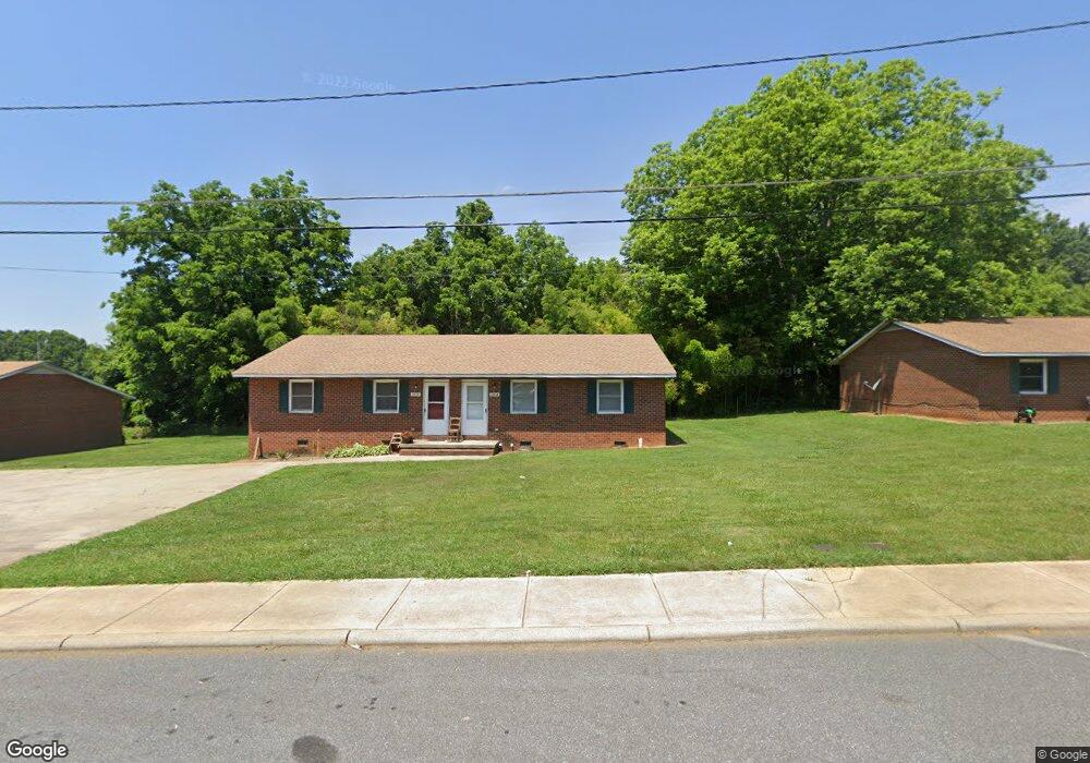 1014 Clay St unit 1016, Statesville, NC 28677 - photo 1