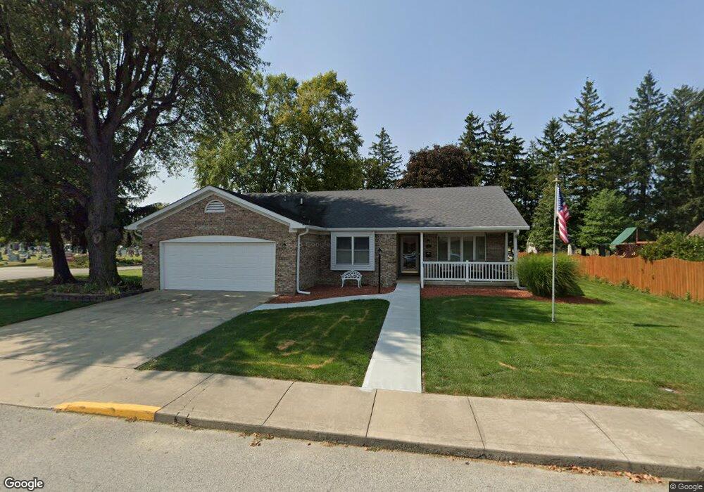 412 Fairview Ave, Tipton, IN 46072 - photo 1