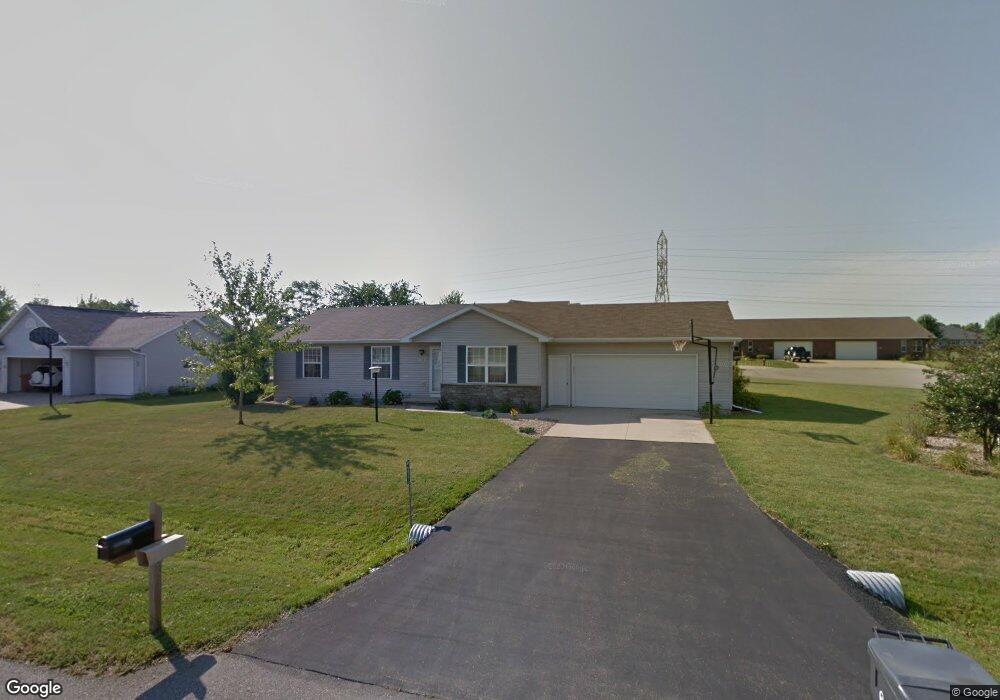 W6037 Hearthstone Dr, Appleton, WI 54915 - photo 1