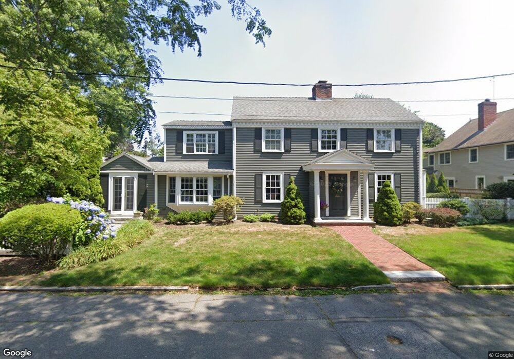 2 Longfellow Rd, Marblehead, MA 01945 - photo 1