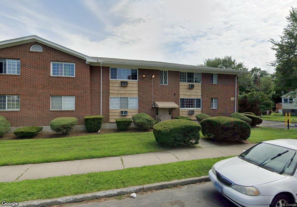 185 Bretton St unit B7, Bridgeport, CT 06606 - photo 1