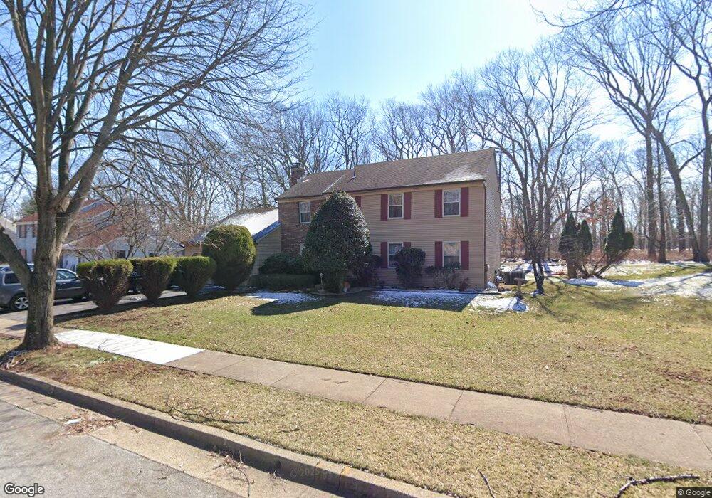 30 Sturbridge Dr E, Piscataway, NJ 08854 - photo 1