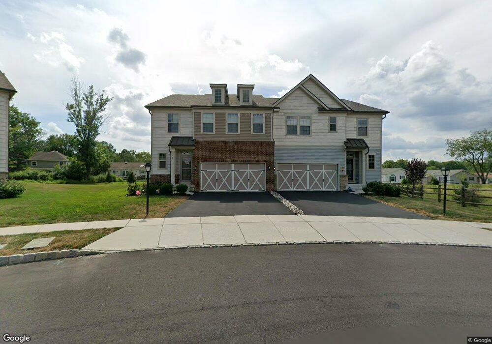 477 Sanctuary Ct, North Wales, PA 19454 - photo 1