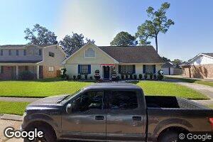 5741 Pembrook Dr, New Orleans, LA 70131
