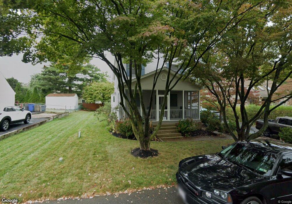 22 Pine St, Newtown Square, PA 19073 - photo 1