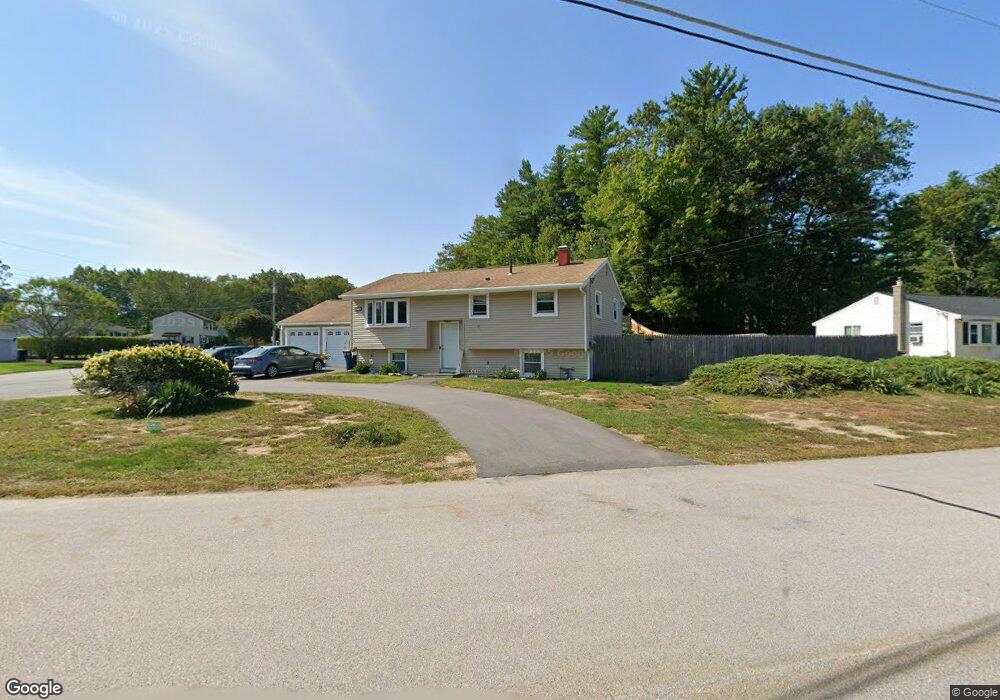 10 Briarcliff Dr, Nashua, NH 03062 - photo 1