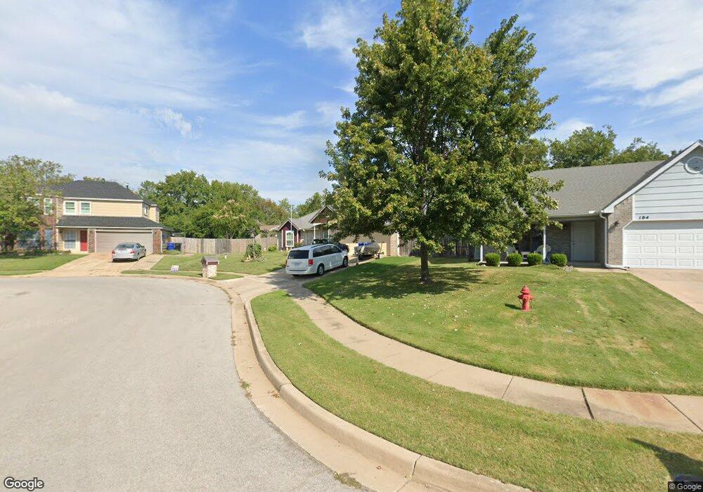 100 E Laredo Place, Broken Arrow, OK 74012 - photo 1