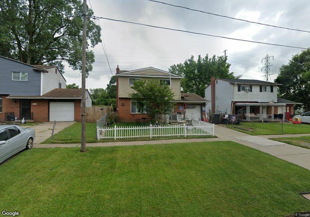 2722 E Pierson Rd, Flint, MI 48506 - photo 1