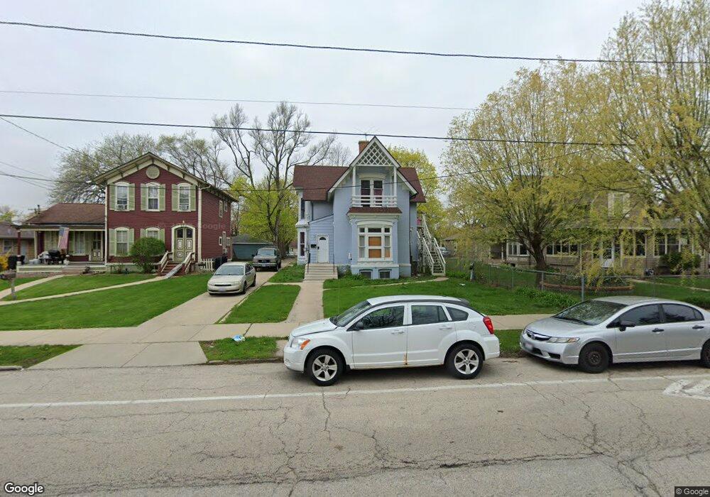 612 Douglas Ave unit UPPER, Elgin, IL 60120 - photo 1