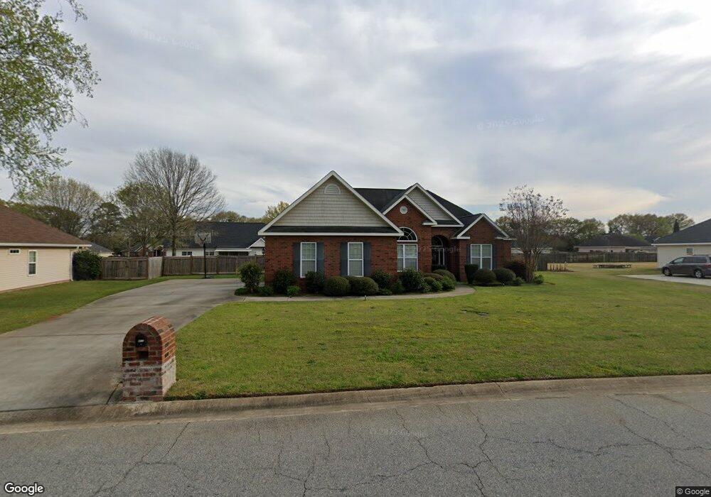 411 Erin Way, Warner Robins, GA 31088 - photo 1