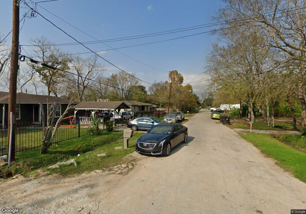 5803 Phillips St, Houston, TX 77091 - photo 1