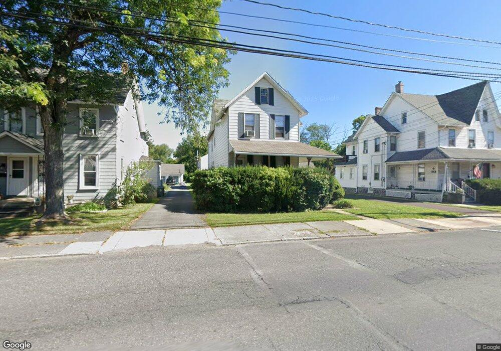 701 W Broad St, Quakertown, PA 18951 - photo 1