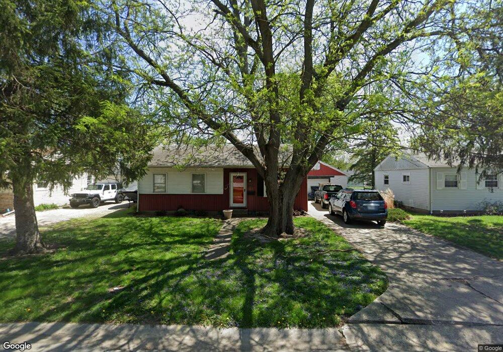140 Portland Place, Lincoln, IL 62656 - photo 1