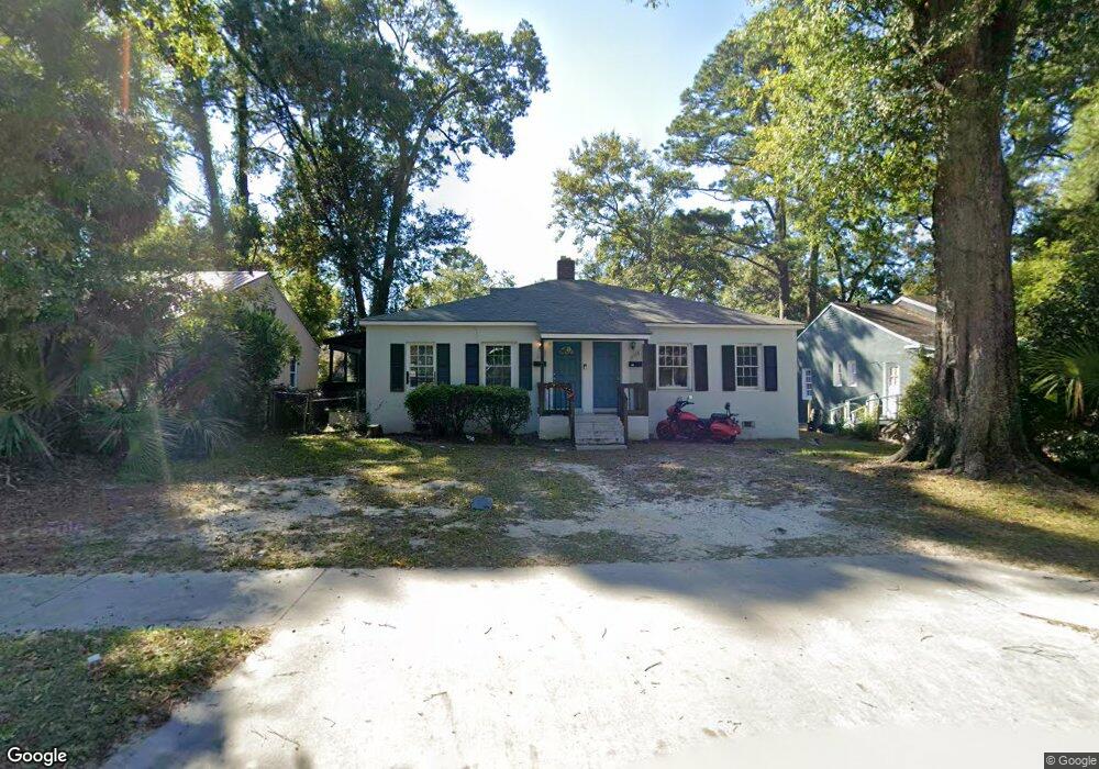 1131 E 53rd St, Savannah, GA 31404 - photo 1