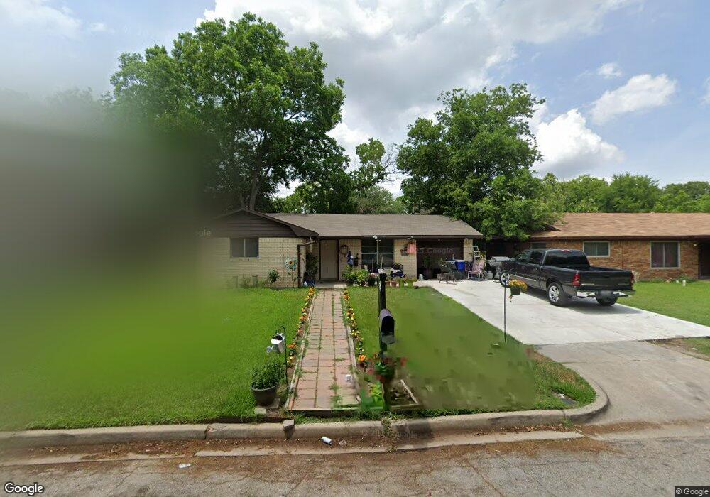 3509 Lisbon Dr, Waco, TX 76706 - photo 1