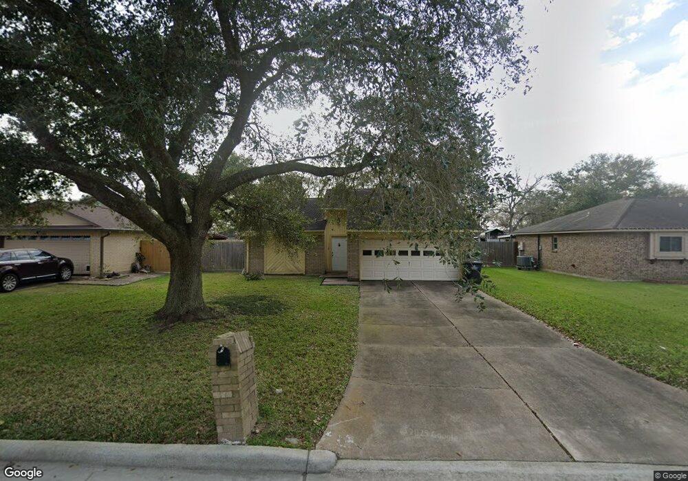 3890 Jasmine Dr, Alvin, TX 77511 - photo 1