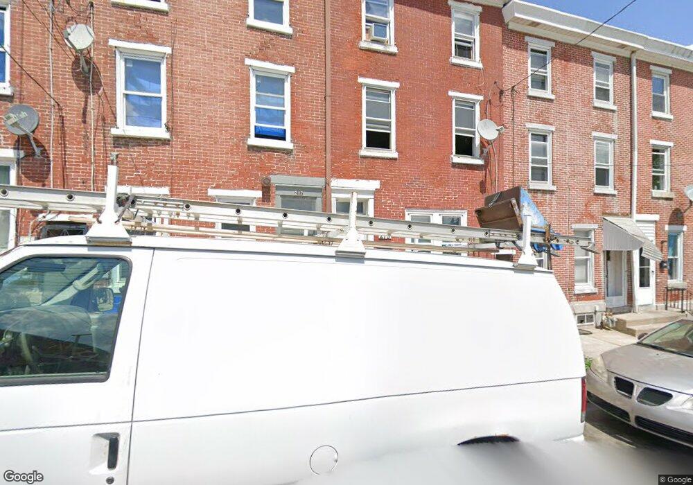 219 E Penn St, Norristown, PA 19401 - photo 1