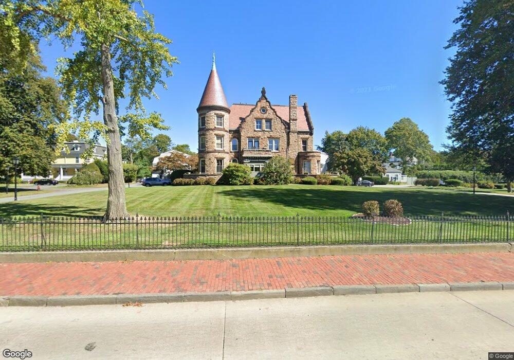 364 Bellevue Ave unit D201, Newport, RI 02840 - photo 1