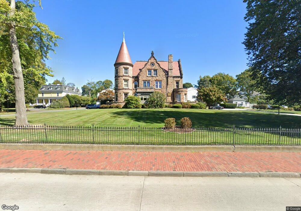 364 Bellevue Ave unit W301, Newport, RI 02840 - photo 1