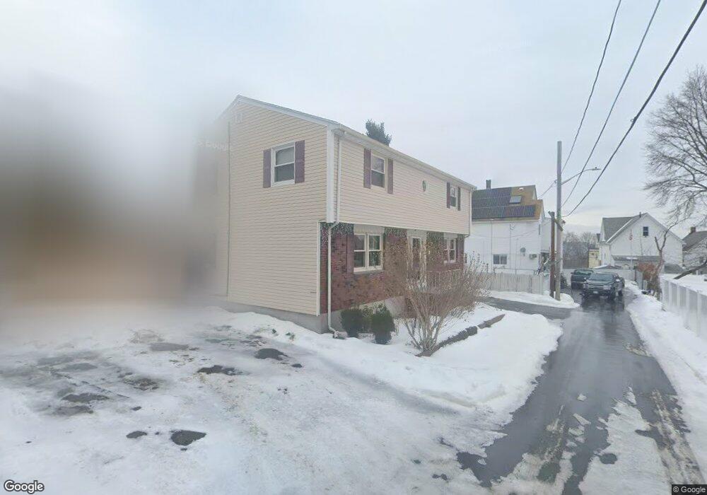 10 Cedar Ct, Everett, MA 02149 - photo 1
