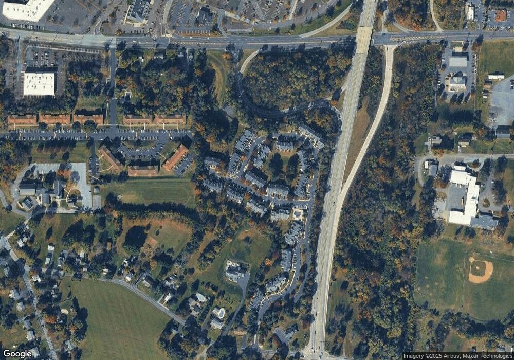 1204 Coventry Pointe Ln, Pottstown, PA 19465 - photo 1