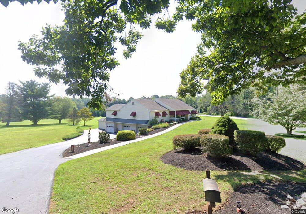 8 Walnut Bank Rd, Glenmoore, PA 19343 - photo 1