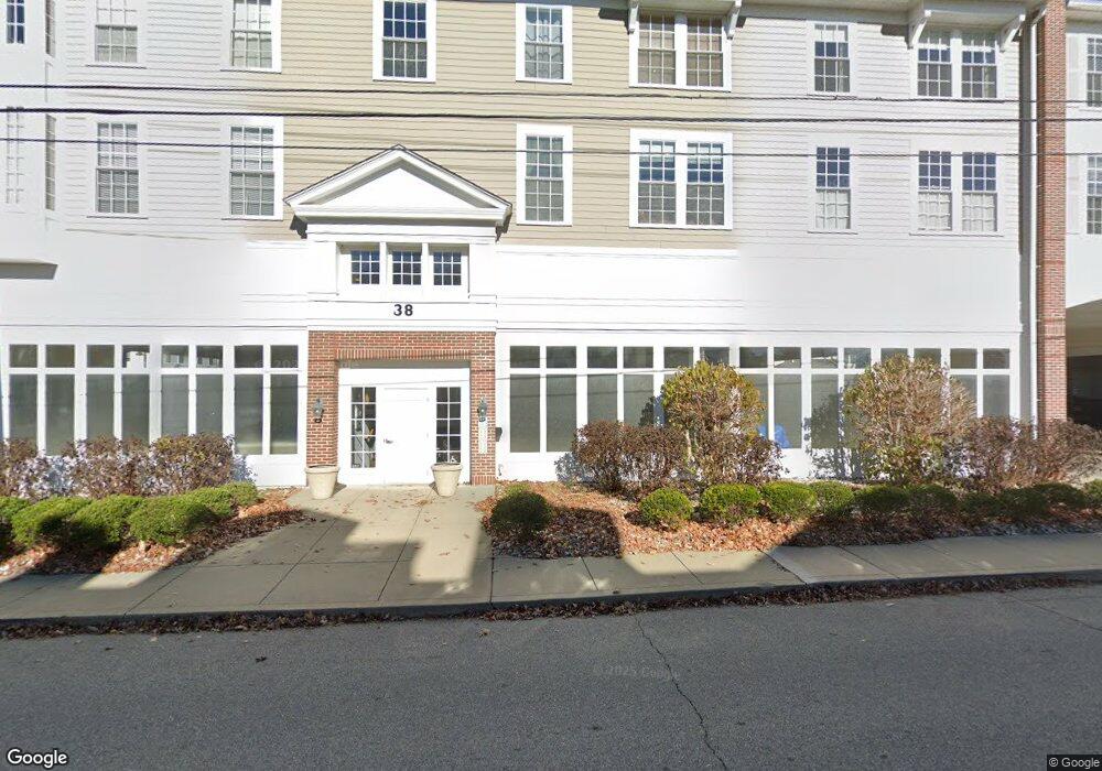 38 Hope St unit 101, Niantic, CT 06357 - photo 1