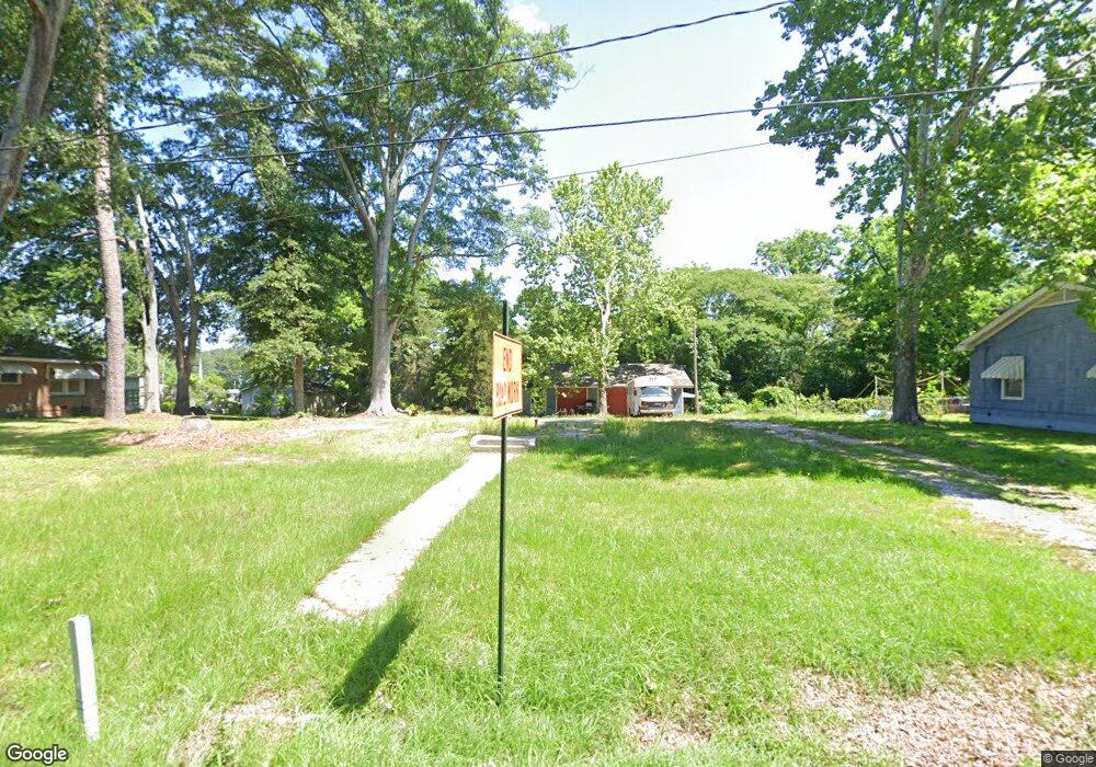 1525 W 11th St, Laurel, MS 39440 - photo 1