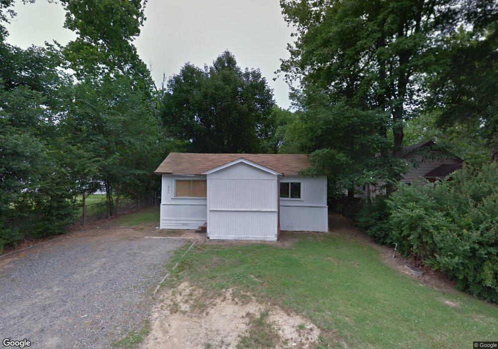 905 E 9th St, Stuttgart, AR 72160 - photo 1