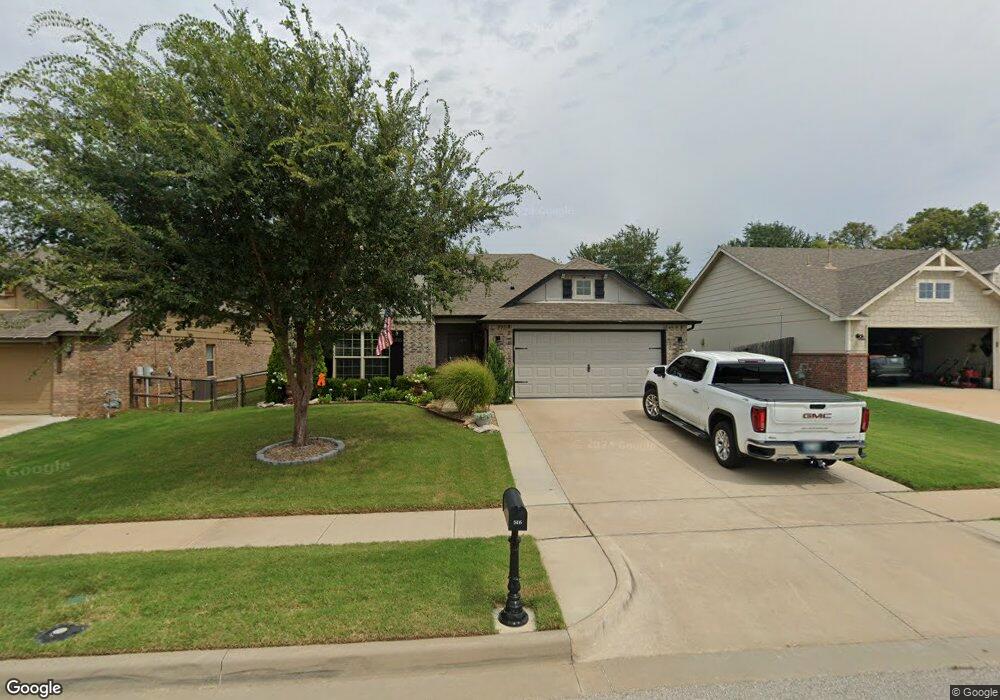 3416 W Charlotte St, Broken Arrow, OK 74011 - photo 1