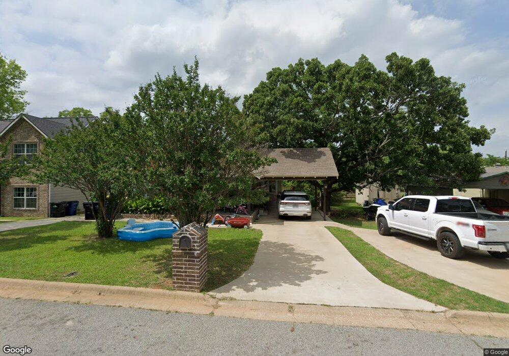 919 W Murray St, Denison, TX 75020 - photo 1