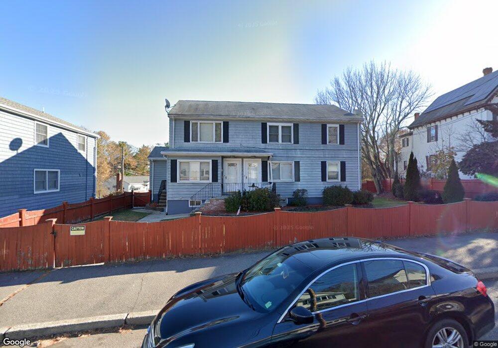 1305 Salem St, Malden, MA 02148 - photo 1