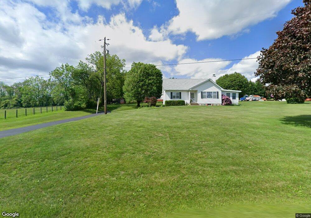 6101 Acorn Dr, Emmaus, PA 18049 - photo 1