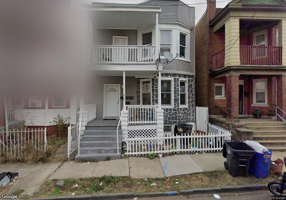 422 Jelliff Ave, Newark, NJ 07112 - photo 1