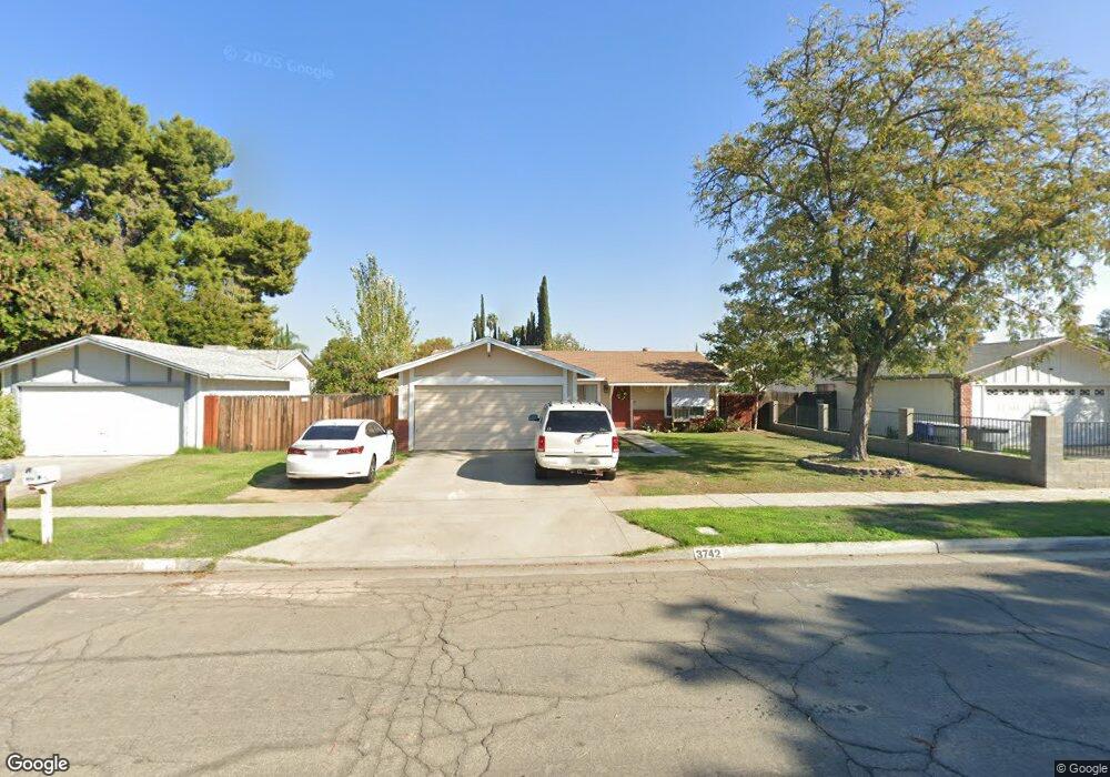 3742 N Ezie Ave, Fresno, CA 93727 - photo 1