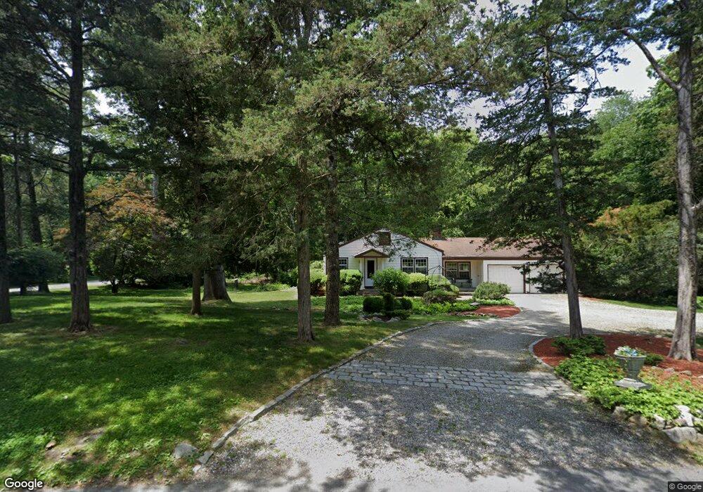 113 Thayer Dr, New Canaan, CT 06840 - photo 1