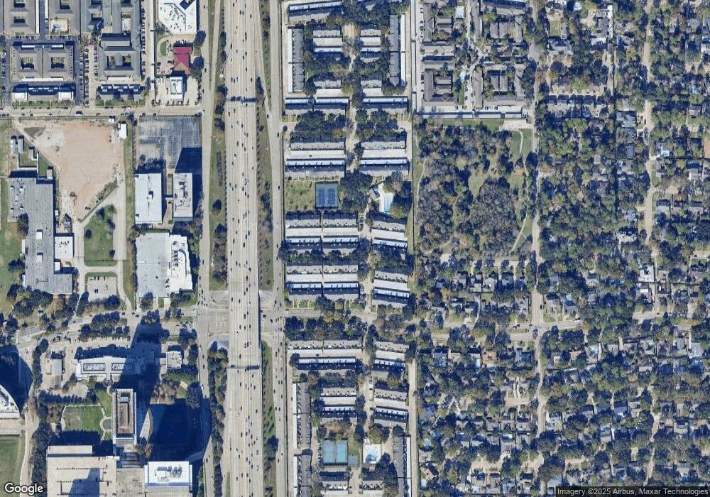 10326 Briar Forest Dr unit 29, Houston, TX 77042 - photo 1