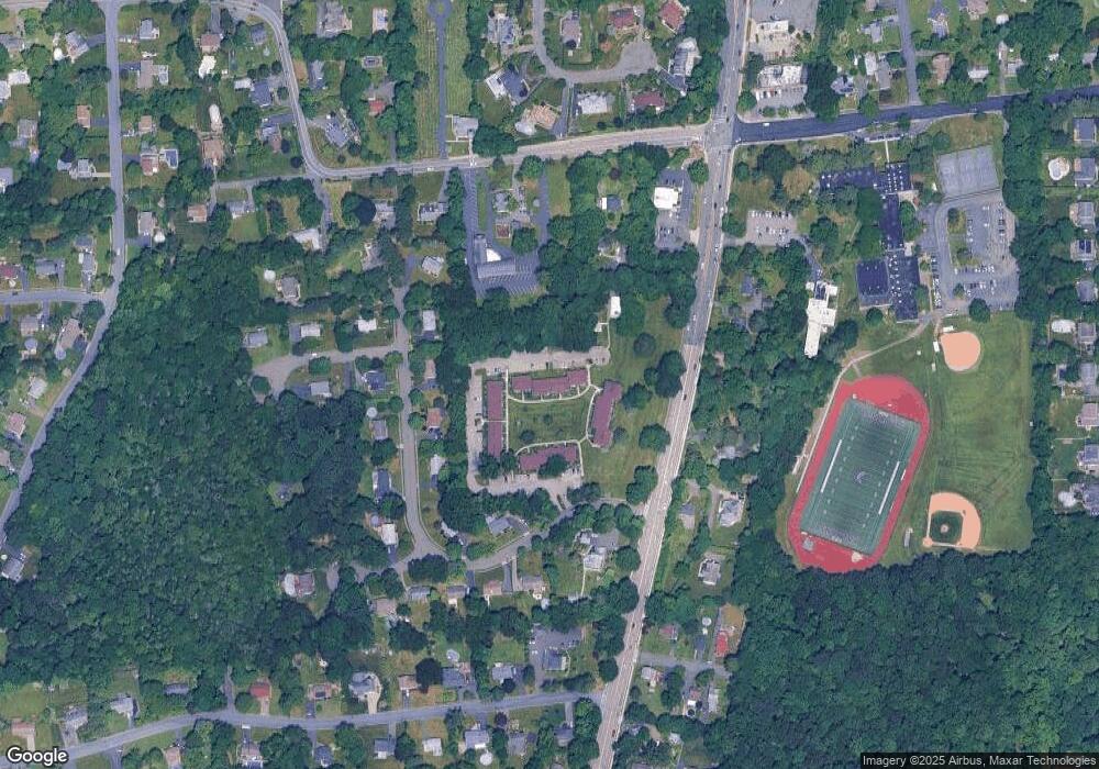 2 Germonds Village unit 1, Bardonia, NY 10954 - photo 1