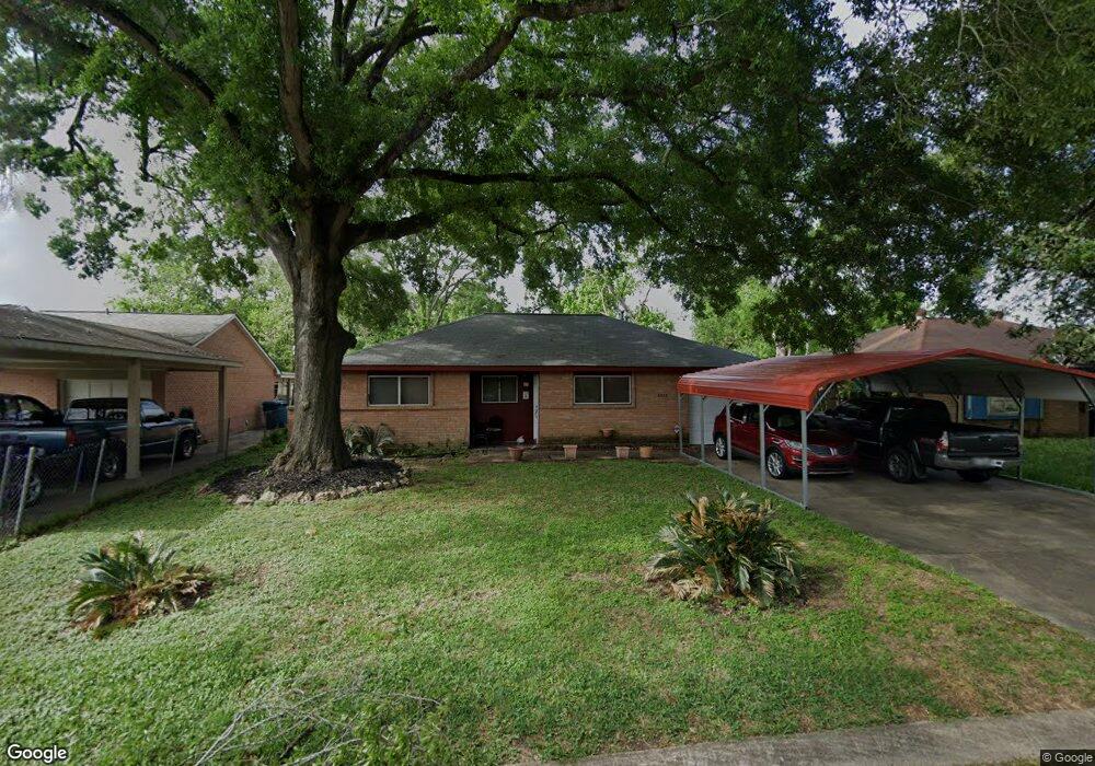 5733 Maywood Dr, Houston, TX 77053 - photo 1