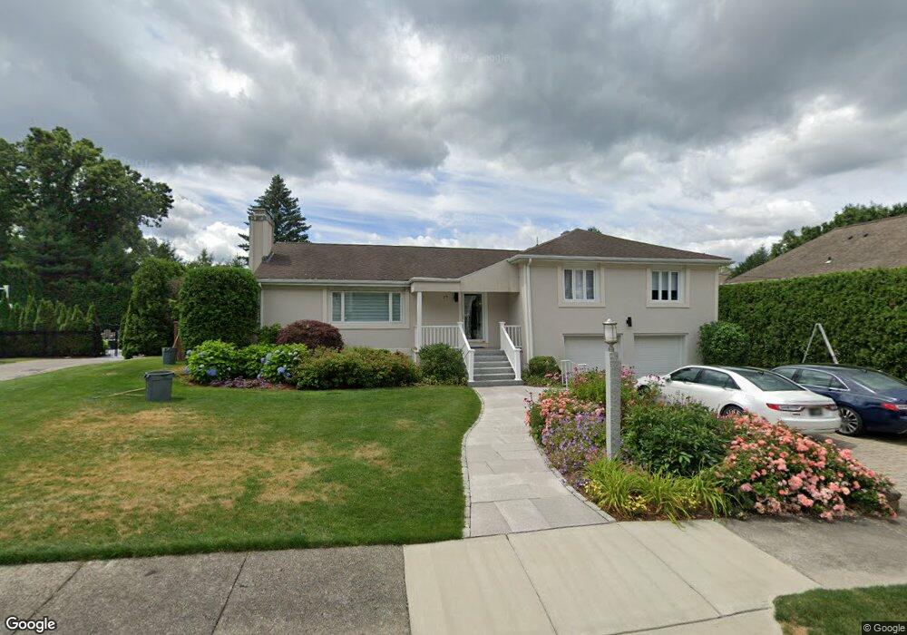 29 Columbine Rd, Newton Center, MA 02459 - photo 1