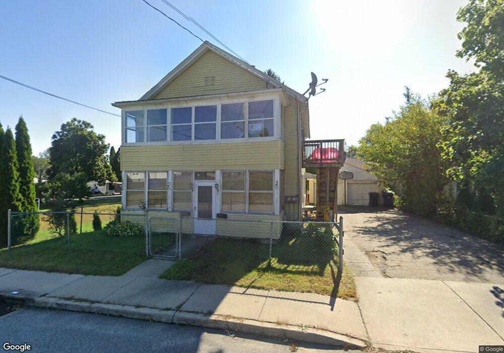 9 Natchaug St, Willimantic, CT 06226 - photo 1